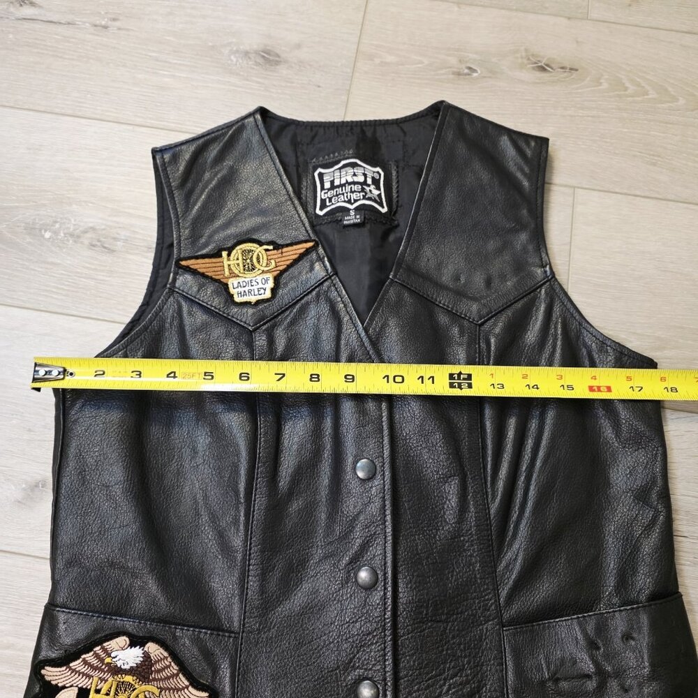 Vtg First Genuine Leather Ladies Harley Small Black Snap Button Vest Eagle Back - Picture 5 of 10
